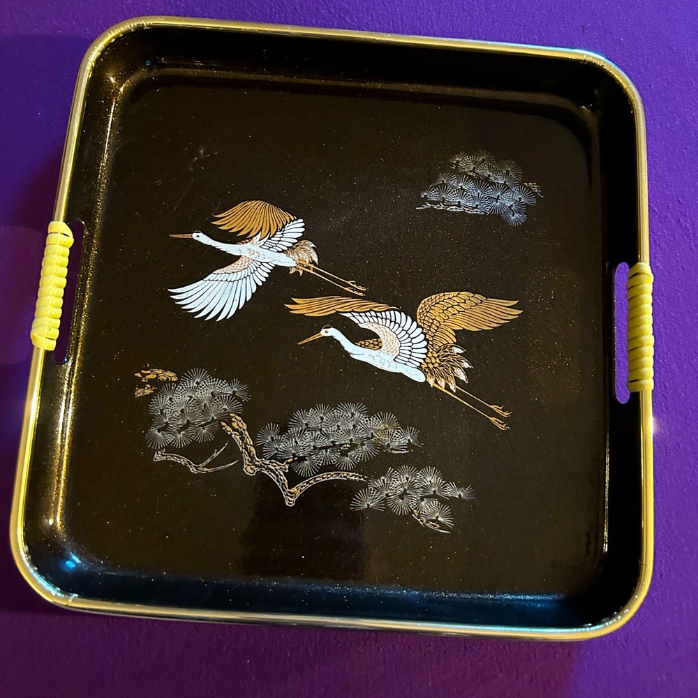 VTG Plastic Tray w/Cranes and sparkling background. Unbranded.